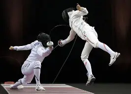 击剑邀请赛掀起高潮,西城旋风队逆转川蜀麒麟队,高压逼抢奏功——赛场纪律更严谨的简单介绍 击剑邀请赛掀起高潮,西城旋风队逆转川蜀麒麟队,高压逼抢奏功——赛场纪律更严谨的简单介绍